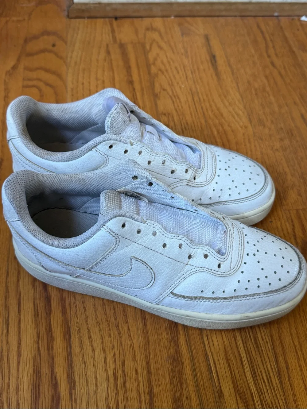Nike Court Vision Low sneakers in women’s size 8.5.